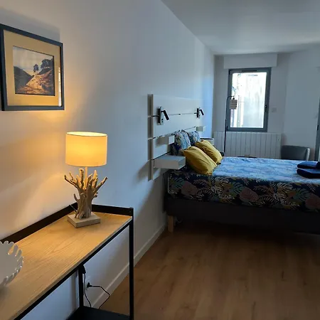 Carteret Centre, Port Avec Balcon Vue