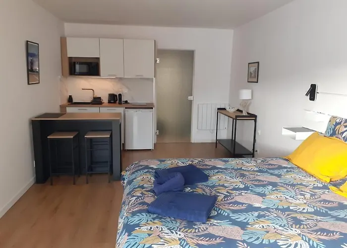 Carteret Centre, Port Avec Balcon Vue * ברנוויל-קרטרט